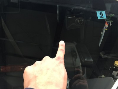 トヨタ ハイエース フロントガラス　修理