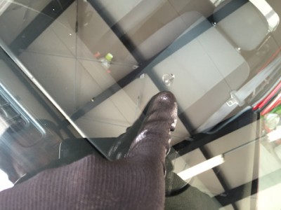 フロントガラス　飛び石　修理