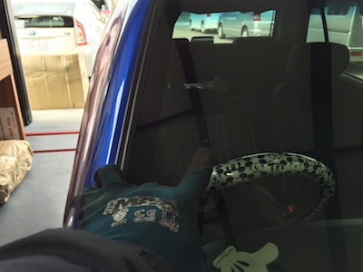 ミラ　フロントガラス　リペア　修理