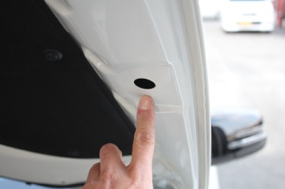 ベンツCLA　デントリペア