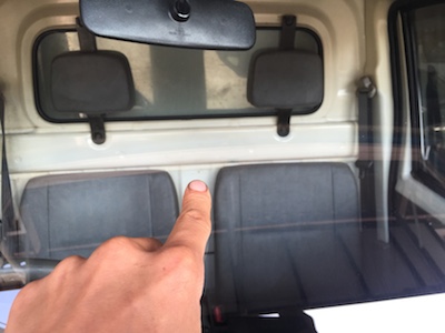 ミニキャブ　フロントガラス　修理