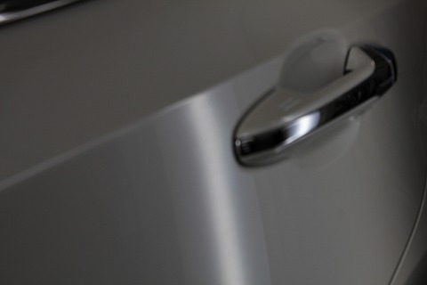 クラウン　ハイブリッド　デントリペア