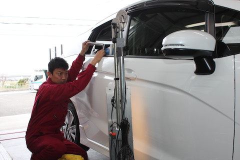 フィット　デントリペア　へこみ