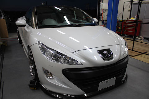 プジョー　RCZ　デントリペア　へこみ