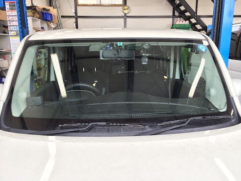 キューブ　車検　飛び石　修理