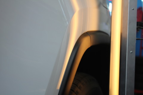 グランドチェロキー　へこみ　修理　デントリペア