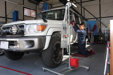 ランドクルーザー 70 へこみ 修理 デントリペア