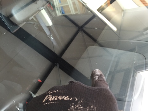 デリカD5 フロントガラス 修理 ウインドリペア