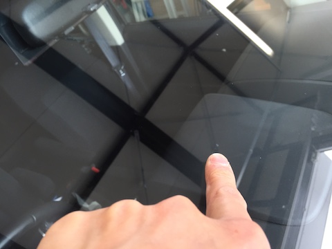 デリカD5 フロントガラス 修理 ウインドリペア