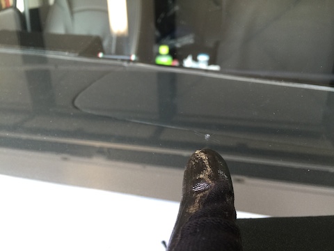 ハイエース フロントガラス 修理 ウインドリペア