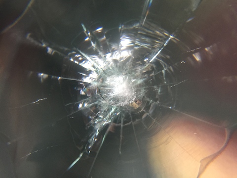 ノア　飛び石　修理　ウインドリペア