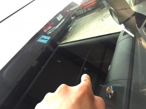 ノア　飛び石　修理　ウインドリペア