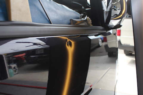 ハイエース　ヘコミ　修理　デントリペア