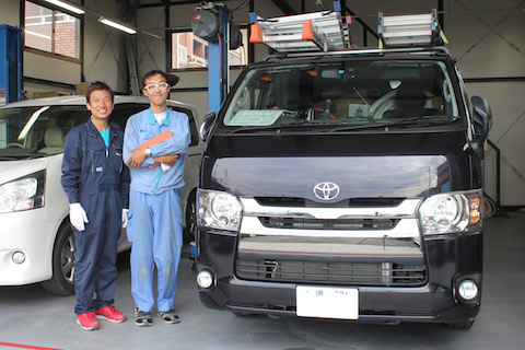 ハイエース　ヘコミ　修理　デントリペア