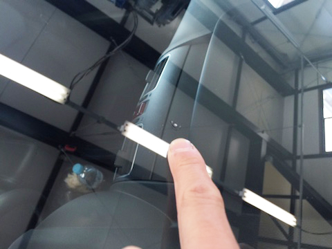 フォレスター　フロントガラス　修理　飛び石