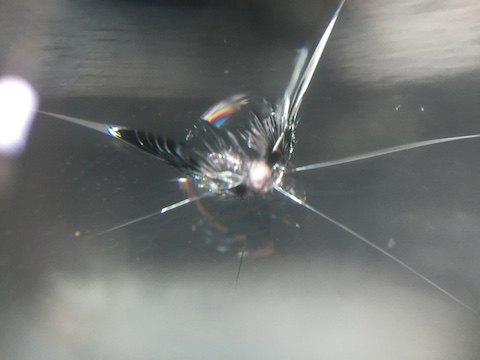 タント　フロントガラス　飛び石　修理　ウインドリペア