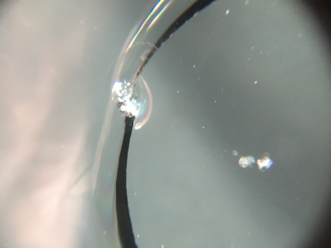 フロントガラス　飛び石　キズ　ウインドリペア