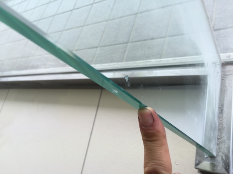建築ガラス　修理　リペア