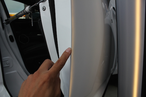 レクサス NX へこみ　修理　デントリペア