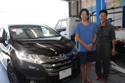 オデッセイ　フロントガラス　飛び石　修理　ウインドリペア