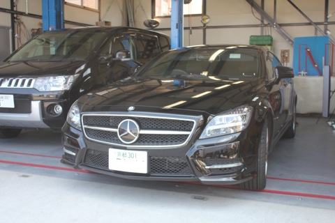 ベンツCLSのデントリペア