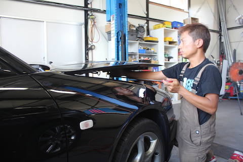 スカイライン　へこみ　修理　デントリペア