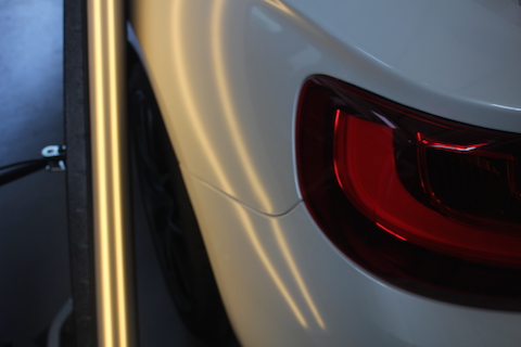 レクサス　IS　デントリペア　ヘコミ　修理