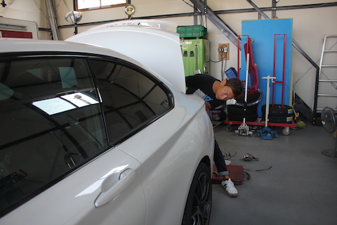 レクサス　IS　デントリペア　ヘコミ　修理