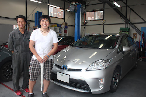 プリウス　フロントガラス　飛び石　修理　ウインドリペア