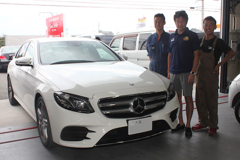 ベンツ E200　ヘコミ　修理　デントリペア