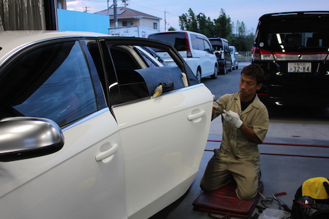 audi s4　へこみ　修理　デントリペア