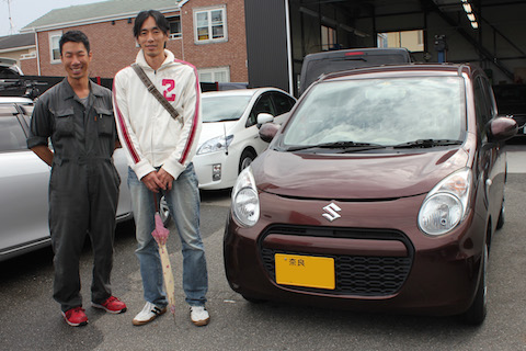 ミラ　フロントガラス　飛び石　修理　ウインドリペア