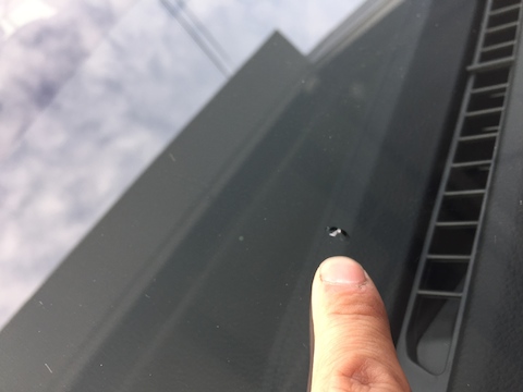 ノア　フロントガラス　飛び石　修理　ウインドリペア