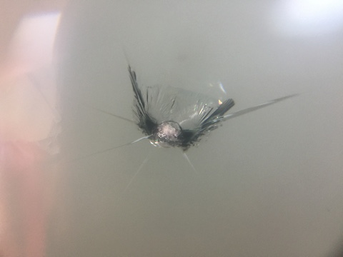 エブリィ　フロントガラス　飛び石　修理　ウインドリペア