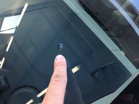 ワゴンR　フロントガラス　飛び石　修理