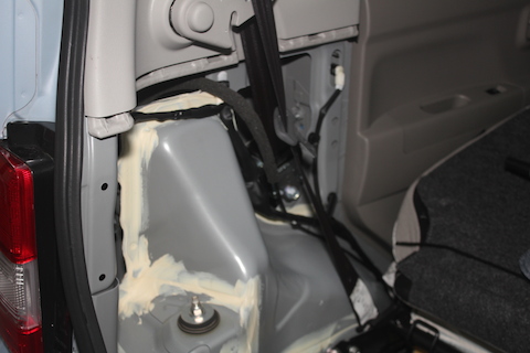 ピクシス　へこみ　修理　デントリペア