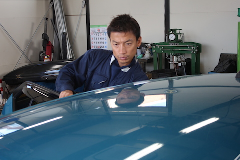 スズキ　イグニス　へこみ　修理　デントリペア