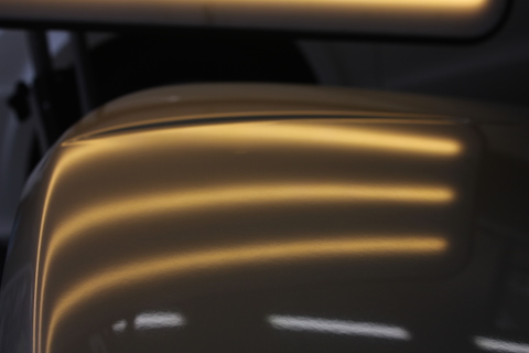 ワゴンR　スティングレー　ボンネット　へこみ　修理　デントリペア