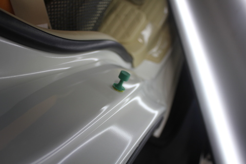 プラド　へこみ　修理　デントリペア