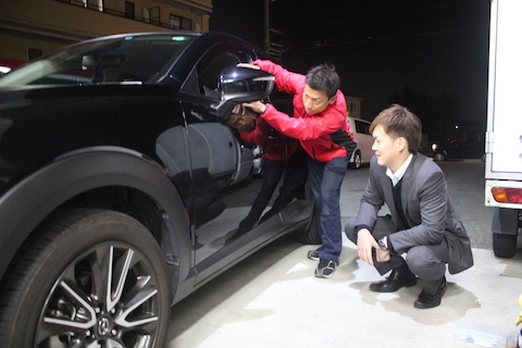 アクセラ　へこみ　修理　デントリペア