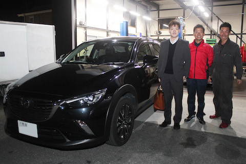 アクセラ　へこみ　修理　デントリペア