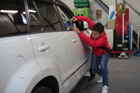 エスクード　へこみ　修理　デントリペア