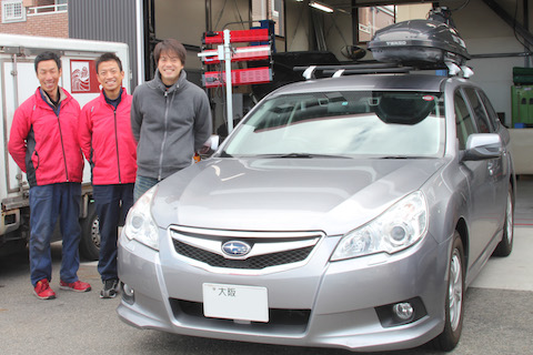 レガシー　フロントガラス　飛び石　修理　ウインドリペア