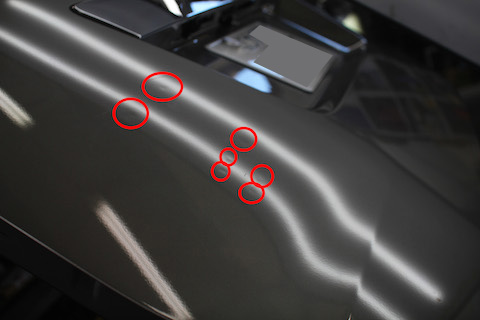 キャラバン　へこみ　修理　デントリペア