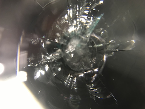 フロントガラス　飛び石　修理　ウインドリペア