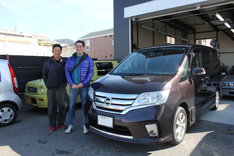 セレナ　飛び石　修理　フロントガラス　ウインドリペア