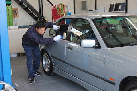 BMW　へこみ　修理　デントリペア