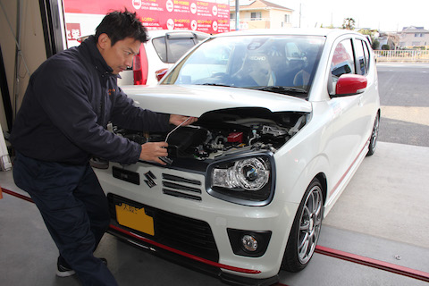 アルトワークス　ボンネット　ヘコミ　修理　デントリペア