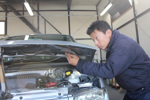 ekワゴン　ヘコミ　修理　デントリペア