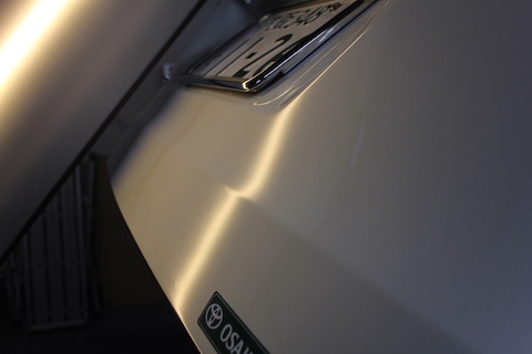 ハリアー　ヘコミ　修理　デントリペア　リアゲート